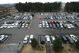 学生駐車場