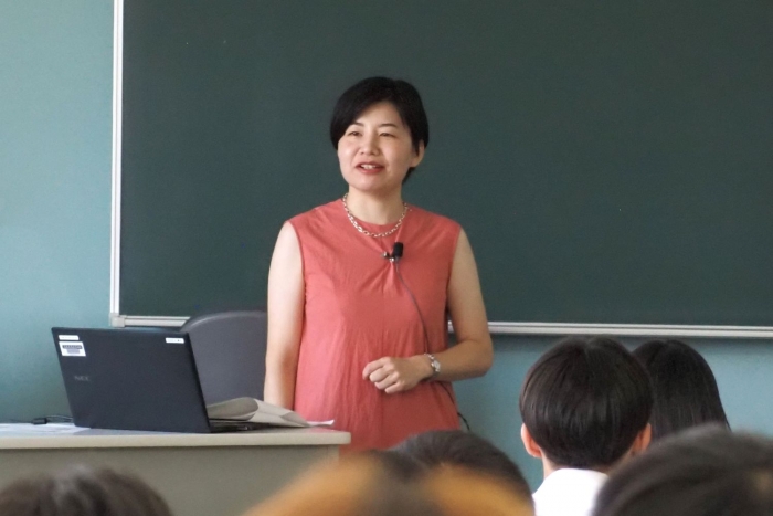 １．模擬授業：経営学部２