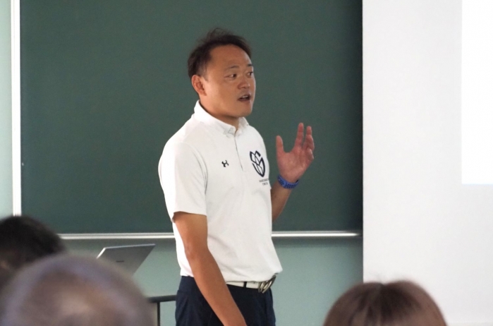１．模擬授業：経営学部３